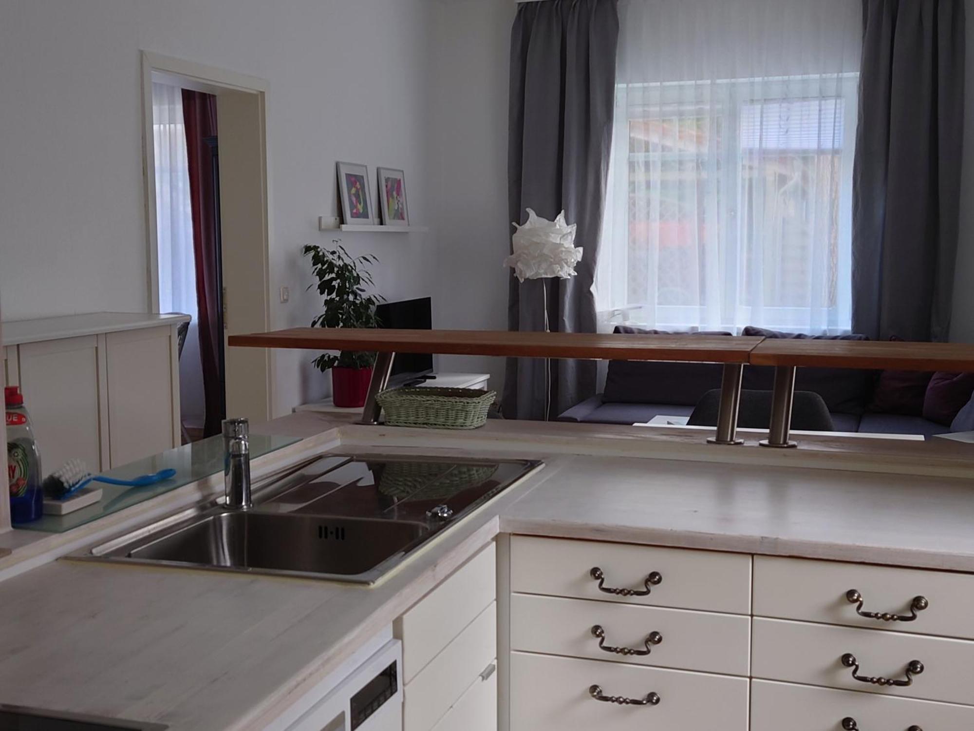 Apartment Auftanken Im Gruenen _ Just4you_b.berlin